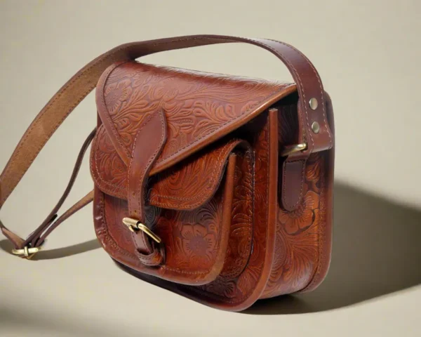 Seraphina Clutch